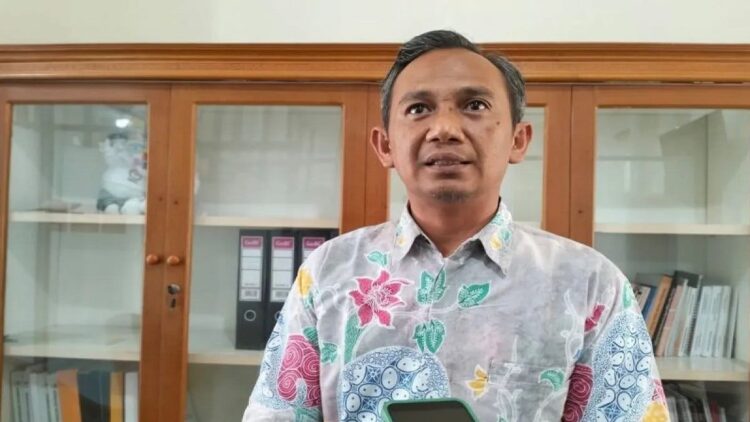 Jumlah Pemilih Disabilitas 31.864 Orang, KPU Sumbar Pastikan Haknya Terpenuhi 1 Komisioner Komisi Pemilihan Umum (KPU) Provinsi Sumatera Barat Medo Patria saat diwawancarai di Padang, Senin, (23/10/2023). ANTARA/Muhammad Zulfikar.