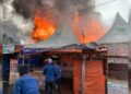 Tujuh Rumah Hangus dan 9 KK Terdampak saat Kebakaran Pasar Kuliner Padang Panjang