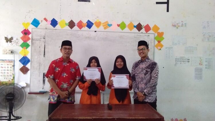 Sejarah Baru Perguruan Islam Simalanggang, SMP IT PI Cetak Dua Hafiz Quran 1 Dua hafiz Quran dari SMP IT PI Simalanggang. (dok. istimewa)