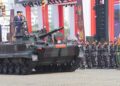 Presiden Jokowi didampingi Panglima TNI Marsekal Yudo Margono memeriksa pasukan pada Upacara HUT TNI ke-78, di Lapangan Monas, Jakarta, Rabu (5/10/2023). (Foto: Dok. Humas Setkab/Rahmat).