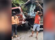 Kecelakaan Beruntun di Sitinjau Lauik, Bus dan Mobil Ringsek