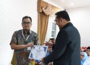 Bantu Penanganan Stunting, Semen Padang Raih Penghargaan dari Bupati Solok