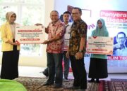 Sumpah Pemuda, Semen Padang Serahkan Beasiswa untuk 82 Anak Karyawan Berprestasi