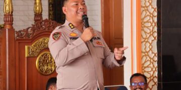 Eks Kapolres Agam Kembali Sambangi Wilayah yang Pernah Dipimpinnya, Ternyata Ini yang Dilakukan 8 Kabag Dalpers Ro SDM Polda Sumbar, AKBP Ferry Ferdian.(Foto: Dok. Polres Agam)