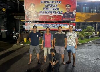 Pelaku pencurian kabel power untuk menara pemancar ditangkap Satreskrim Polresta Padang pada Senin (23/10/2023) pagi. (Foto: Dok. Polresta Padang)