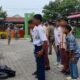 Enam pelajar yang kedapatan bolos saat jam pelajaran sekolah ditangkap. (Foto: Dok. Satpol PP Padang)