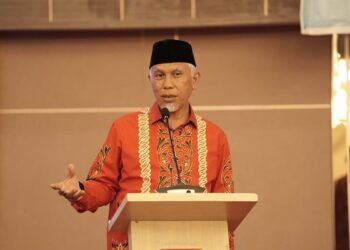 Ngaku Namanya Dicatut Penipuan Dana Hibah, Gubernur Sumbar Ingatkan Masyarakat Waspada 12 Gubernur Sumbar, Mahyeldi. (Foto: Dok. Adpim)