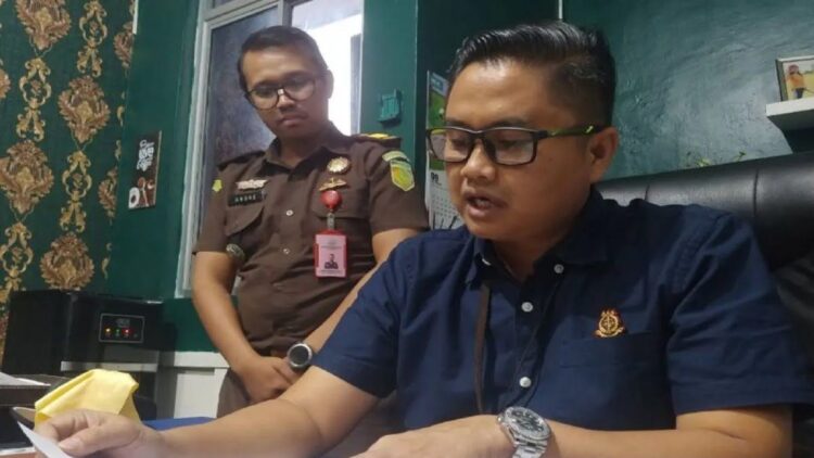 Kepala Seksi Intelijen Kejari Padang Afliandi. ANTARA/FathulAbdi