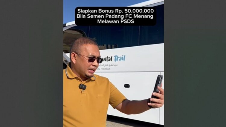 Andre Rosiade Siapkan Bonus Rp50 Juta Jika Semen Padang FC Menang Lawan PSDS 1 Andre Rosiade siapkan bonus Rp50 juta jika Semen Padang FC menang lawan PSDS. (dok. istimewa)