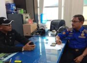 Terpasang di Pohon Pelindung, Ratusan Baliho Caleg di Agam Ditertibkan