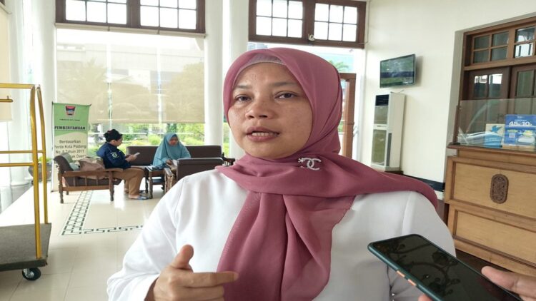 Kepala Dinas Kesehatan Kota Padang Srikurnia Yati. (Foto: Dok. Diskominfo Padang)