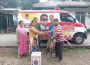 Rachmad Wijaya Bantu Mesin Pemotong Rumput untuk Warga Rawang