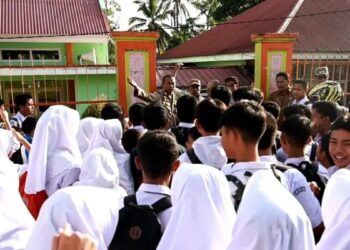 Pemkab Tanahdatar Tempuh Jalur Hukum terkait Penyegelan SMPN 2-SDN 20 Batusangkar