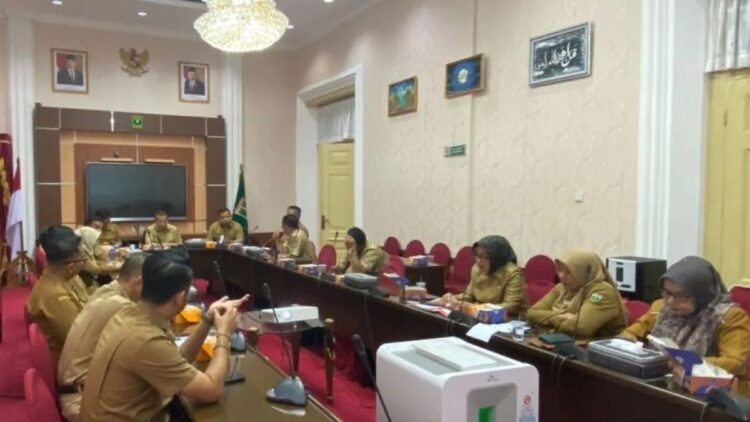 Pemprov Sumbar kumpulkan Kesbangpol kabupaten dan kota untuk petakan potensi konflik agar bisa diantisipasi sejak dini jelang Pilpres 2024. (ANTARA/Miko Elfisha)