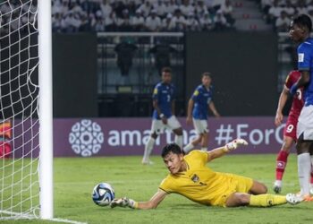 Aksi Ikram Al Ghifari di gawang Timnas U-17. (dok. PSSI)