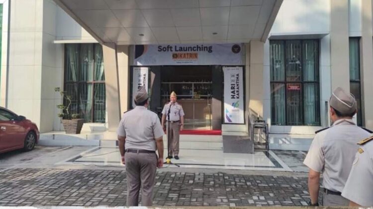 Perubahan UPT Karantina, Wilayah Kerja akan Diubah Jadi Satuan Pelayanan 1 Apel pagi di UPT Karantina Teluk Bayur. (dok. istimewa)