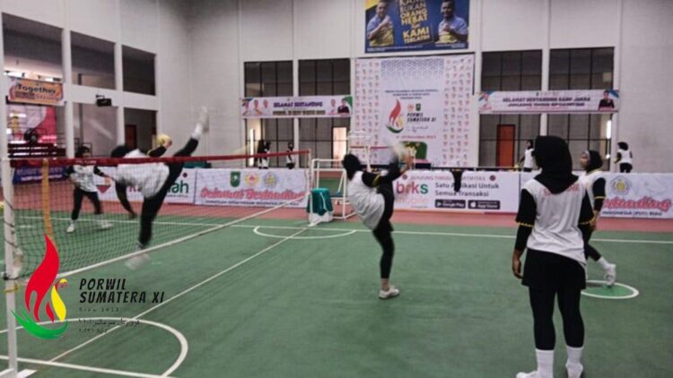 Manejer Sepak Takraw Sunbar Yakin Sumbang Emas di Porwil XI 1 Latihan tim sepak takraw Sumbar untuk Porwil XI. (dok. istimewa)