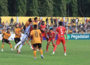 Hattrick Ngwoke Bawa Semen Padang FC Libas PSDS di Kandang