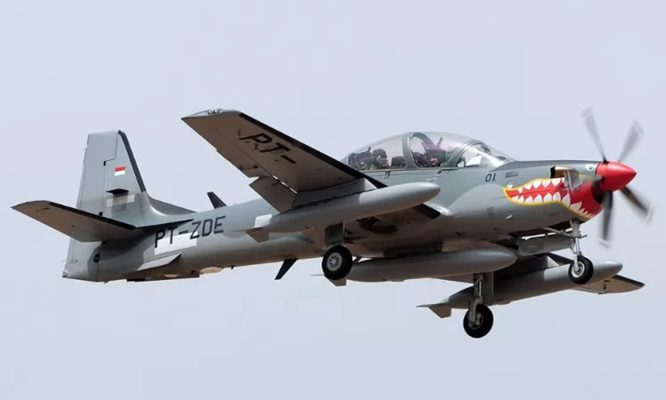 2 Pesawat TNI AU Jatuh di Kompleks Pertanian Warga 1 Ilustrasi Pesawat tempur taktis Super Tucano TNI AU. (Foto: Dok. TNI AU)