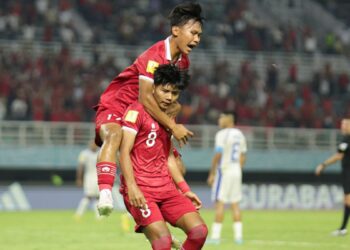 Selebrasi Arkhan Kaka bersama Nabil Asyura usai mencetak gol untuk Indonesia ke gawang Panama. (dok. PSSI)