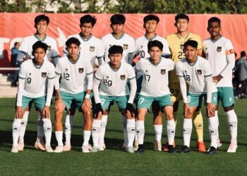 Ikram Algiffari (kostum kuning) bersama skuad Timnas U-17 Indonesia saat bertanding di Jerman dalam pemusatan latihan menuju Piala Dunia U-17 2023 (Dok.PSSI)