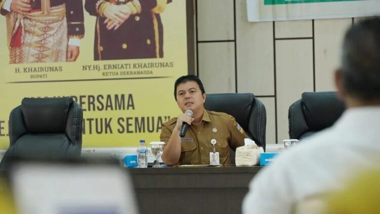 Kepala Dinas Komunikasi dan Informatika Kabupaten Solok Selatan Firdaus Firman.Antara/Erik