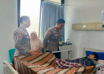 Dua Korban Erupsi Marapi masih Dirawat di RSUD Padangpanjang, Polres Berikan Trauma Healing 1 Dua Korban Erupsi Marapi masih Dirawat di RSUD Padangpanjang, Polres Berikan Trauma Healing