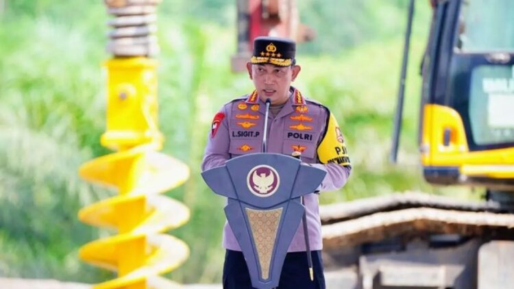 Dukung Program Makan Bergizi Gratis, Polri Targetkan 200 SPPG Beroperasi hingga Akhir 2025 1 Kapolri Jenderal Pol. Listyo Sigit Prabowo. ANTARA/Laily Rahmawaty/aa.