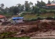 Hujan Lebat, Sejumlah Daerah di Surian Kabupaten Solok Diterjang Banjir Bandang-Longsor