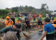 Jalan Tertutup Banjir Bandang di Surian Kabupaten Solok Bisa Dilalui kembali