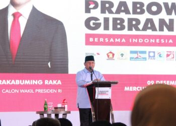 Prabowo Subianto saat memberi sambutan ketika kunjungan ke Sumbar. (dok. Radarsumbar)