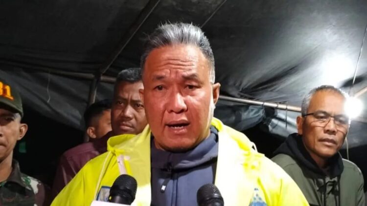 Wakapolda Provinsi Sumbar Brigadir Jenderal (Brigjen) Polisi Edi Mardiyanto saat diwawancarai di Kabupaten Agam, Rabu malam, (6/12/2023). ANTARA/Muhammad Zulfikar.