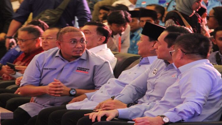 Andre Rosiade bersama Prabowo Subianto dan Agus Harimurti Yudhoyono. (Foto: Dok. Tim AR)