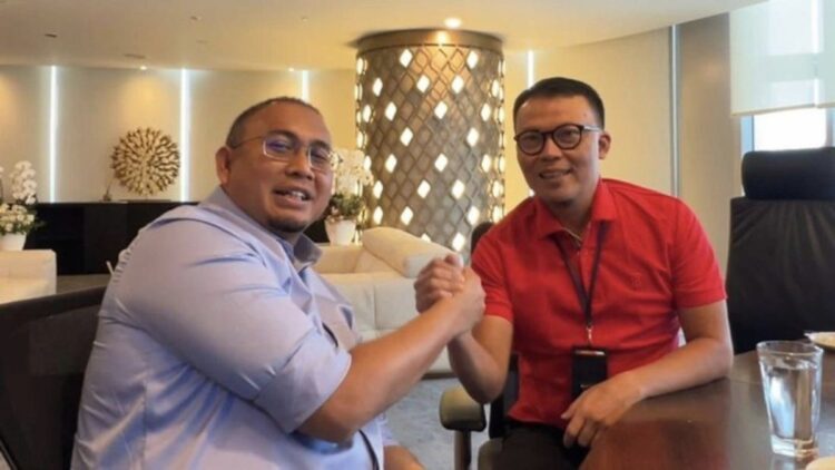 Anggota Komisi VI DPR RI asal Sumatra Barat (Sumbar) Andre Rosiade menemui Direktur Utama Telkomsel Nugroho. (Foto: Dok. Tim AR)