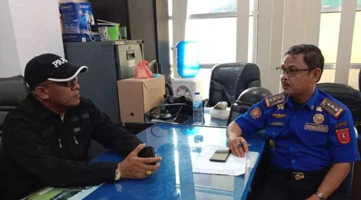 78 Pelanggaran Perda Terjadi Sepanjang 2023 di Agam 1 Kepala Bidang Ketertiban Umum dan Ketentraman Masyarakat Satpol PP Damkar Agam Yul Amar (kiri). (Foto: Dok Antara/Yusrizal)