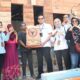 Bantuan bedah rumah dari program TJSL Semen Padang untuk warga tak mampu di Padang. (dok. istimewa)
