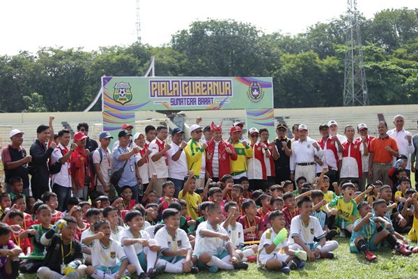 Ratusan Anak-anak di Sumbar Ikut Festival FORSGI 1 Kejuaraan sepakbola anak-anak yang digelar oleh FORSGI. (Foto: Dok. Istimewa)