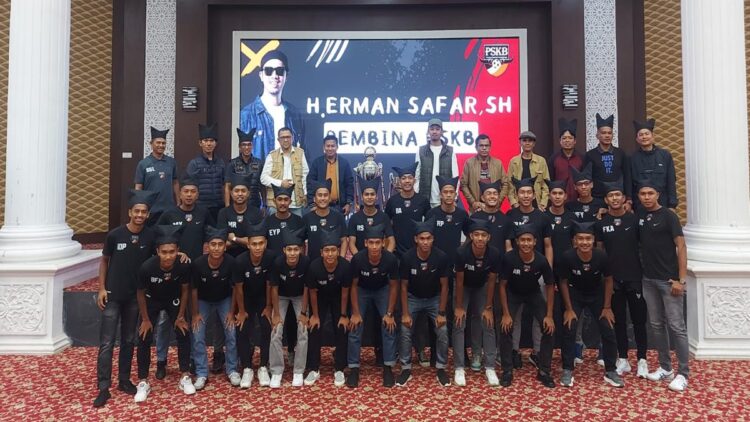 Target Liga 2, Juara Bertahan Liga 3 Sumbar Dilepas Wako Bukittinggi 1 Pelepasan pemain PSKB untuk Liga 3 Sumbar. (dok. Kaba12)