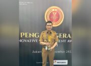 Akhir Masa Jabatan, Hendri Septa-Ekos Albar Beri Penghargaan Bergengsi untuk Padang