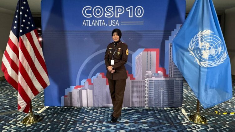 Taruna Akpol Polri Raih Juara dalam Kompetisi Esai Internasional 1 Taruna akpol polri raih penghargaan di COSP 10. (dok. Divhumas Polri)
