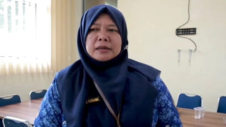 Terdampak Erupsi Marapi, Pemkab Tanahdatar bakal Gelar Simulai Bencana di Sekolah 1 Kepala Bidang Pembinaan SMP Devira Purnama Dinas Pendidikan dan Kebudayaan Tanah Datar (Antara/Etri Saputra)