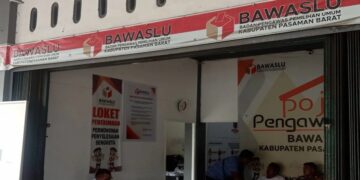 Diduga Kampanyekan Caleg, Seorang Ketua Panwascam Diproses Bawaslu Pasbar 8 Diduga Kampanyekan Caleg, Seorang Ketua Panwascam Diproses Bawaslu Pasbar