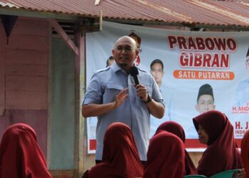 Andre Rosiade Kampanye di Dharmasraya, Teriakan Prabowo-Gibran Presiden Menggema 20 Andre Rosiade Kampanye di Dharmasraya, Teriakan Prabowo-Gibran Presiden Menggema