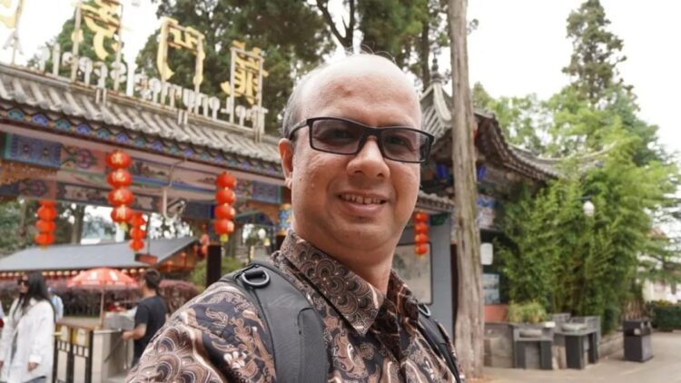 Gas Beracun Gunung Marapi Bisa Picu Toksisitas pada Tubuh, Begini Penjelasan Epidemiolog 1 Epidemiolog dari Universitas Andalas (Unand) Sumatera Barat (Sumbar) Defriman Djafri. (ANTARA/HO-Unand)