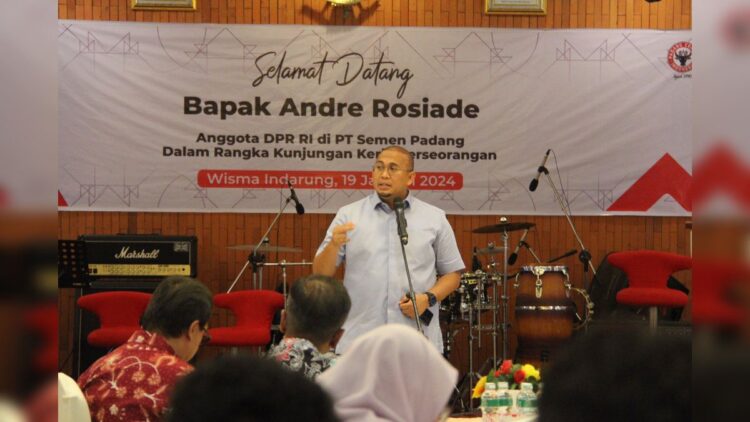 Andre Rosiade Minta Tunjangan Kesehatan Pensiunan Semen Padang Dibayar 31 Januari 2024 1 Anggota DPR RI Andre Rosiade melakukan Kunjungan Kerja Perseorangan ke Kantor PT Semen Padang, Jumat (19/1/2024). (Foto: Dok. Tim AR)