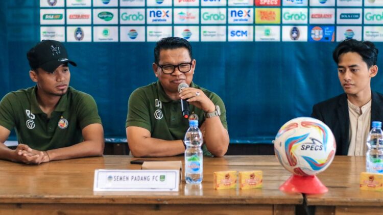Semen Padang FC Wajib Menang agar Tak Masuk 'Jurang' 1 Prematch press conference laga PSIM vs Semen Padang FC. (dok. istimewa)
