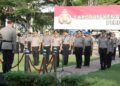 Ratusan Personel di Jajaran Polda Sumbar Naik Pangkat per 1 Januari 4 Ratusan anggota Polda Sumbar naik pangkat. (dok. Bidhumas)