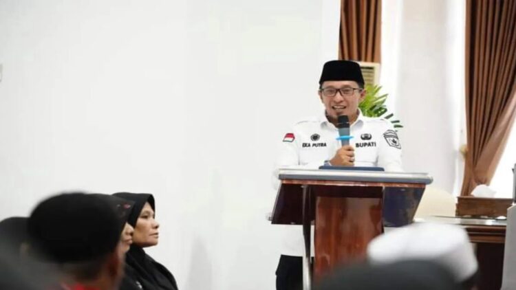 Bupati Tanahdatar Dukung Program Kemenag Berantas Nikah Siri 1 Bupati Tanahdatar Eka Putra (Antara/Etri Saputra)
