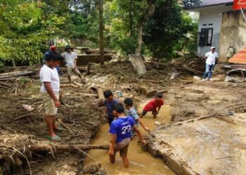 Banjir Bandang Hantam Barulak, Pemkab Tanahdatar Tetapkan 14 Hari Masa Tanggap Darurat