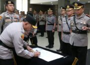 Kapolda Sumbar Pimpin Sertijab Dua PJU dan Tiga Kapolres